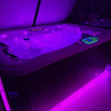 Vendégház Secret - 5 Pers - Jacuzzi - 70m2 - 2 Separes