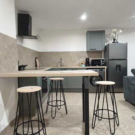 Secret - 5 Pers - Jacuzzi - 70m2 - 2 Separes Penzion *